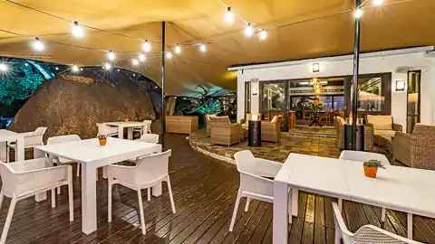 Sheppard Boutique Hotel